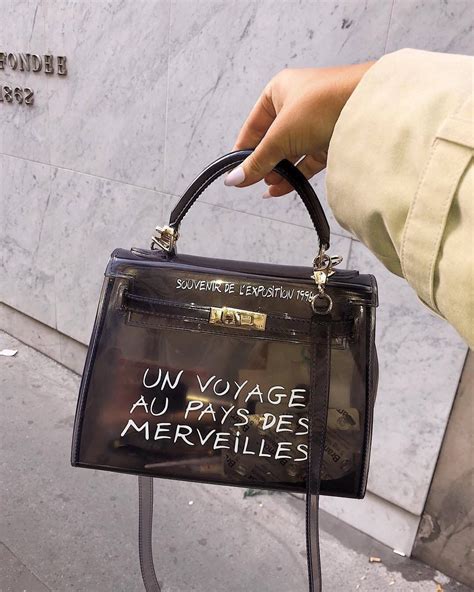 hermes bag un voyage au pays des merveilles|Why Instagram Is Going Mad For The Hermés Voyager Bag.